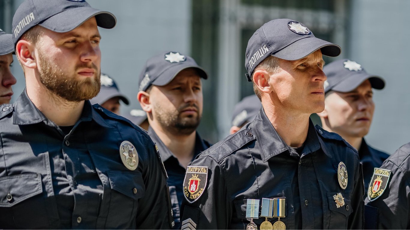 Мобілізація в Україні — хто з поліцейських має терміново явитися до ТЦК
