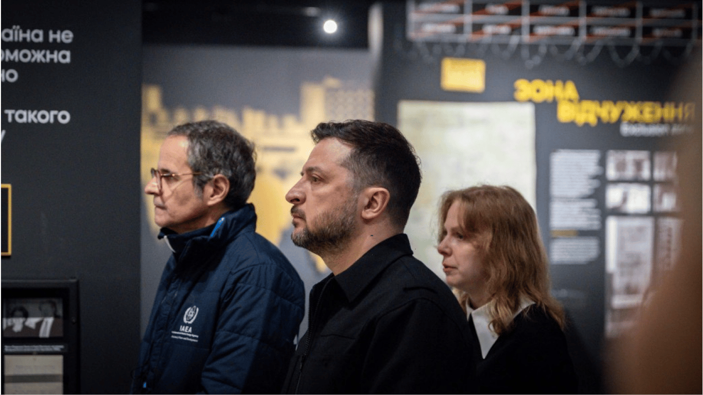 Зеленський обговорив з Гроссі перебування РФ на Запорізькій АЕС