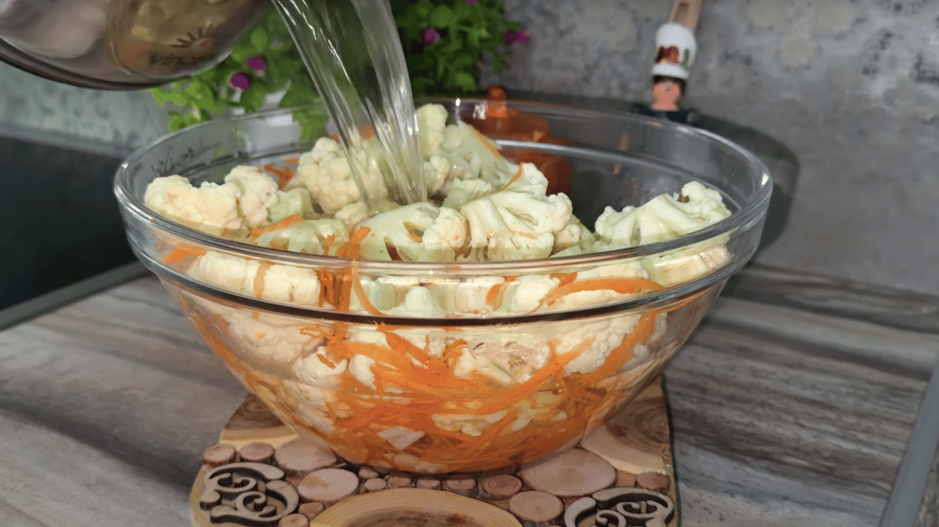 простий рецепт маринованої цвітної капусти