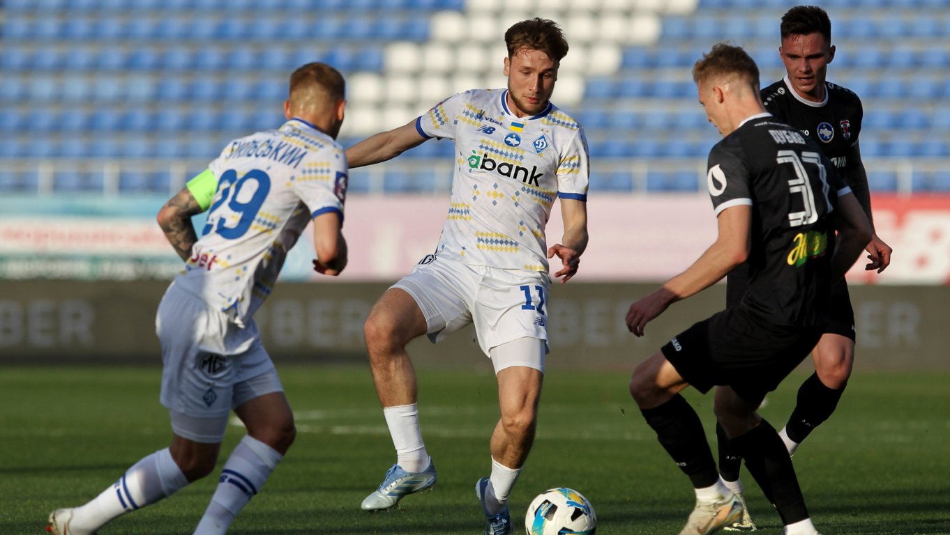 Владислав Ванат