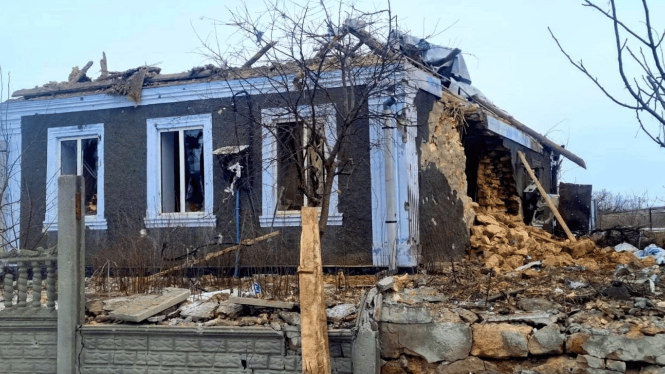 Окупанти поранили чотирьох рятувальників у Херсонській області