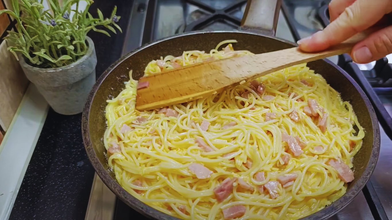 приготування запіканки на сковороді