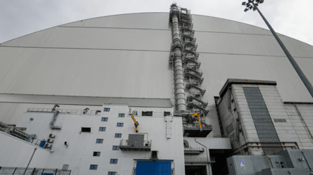 Эксперт объяснил, чем опасны удары РФ по подстанциям АЭС - 285x160