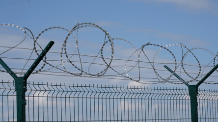 Сначала на авто, потом пешком — схема побега на Одесчине - 290x166