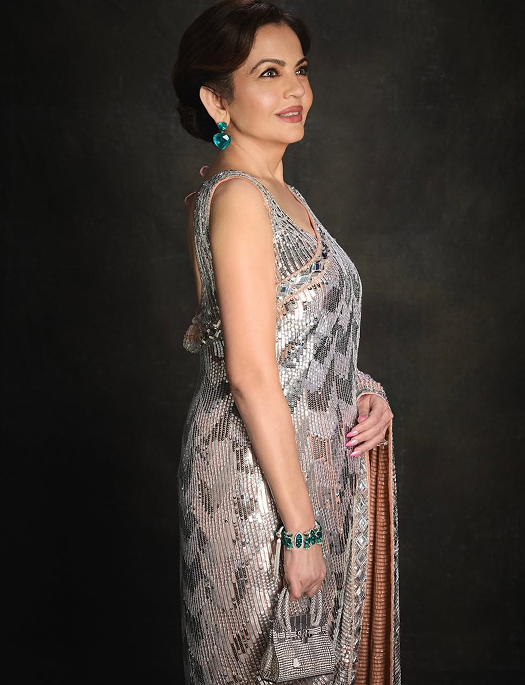 Ніта Амбані показала діамантову сумку, яка найдорожча у світі