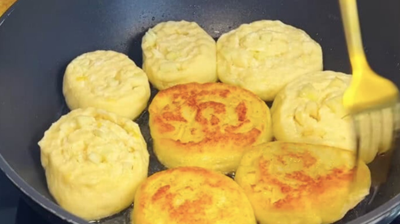 рецепт оладок з яблуками