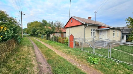 Земельный налог для пенсионеров: кто может не платить за свой участок - 290x166