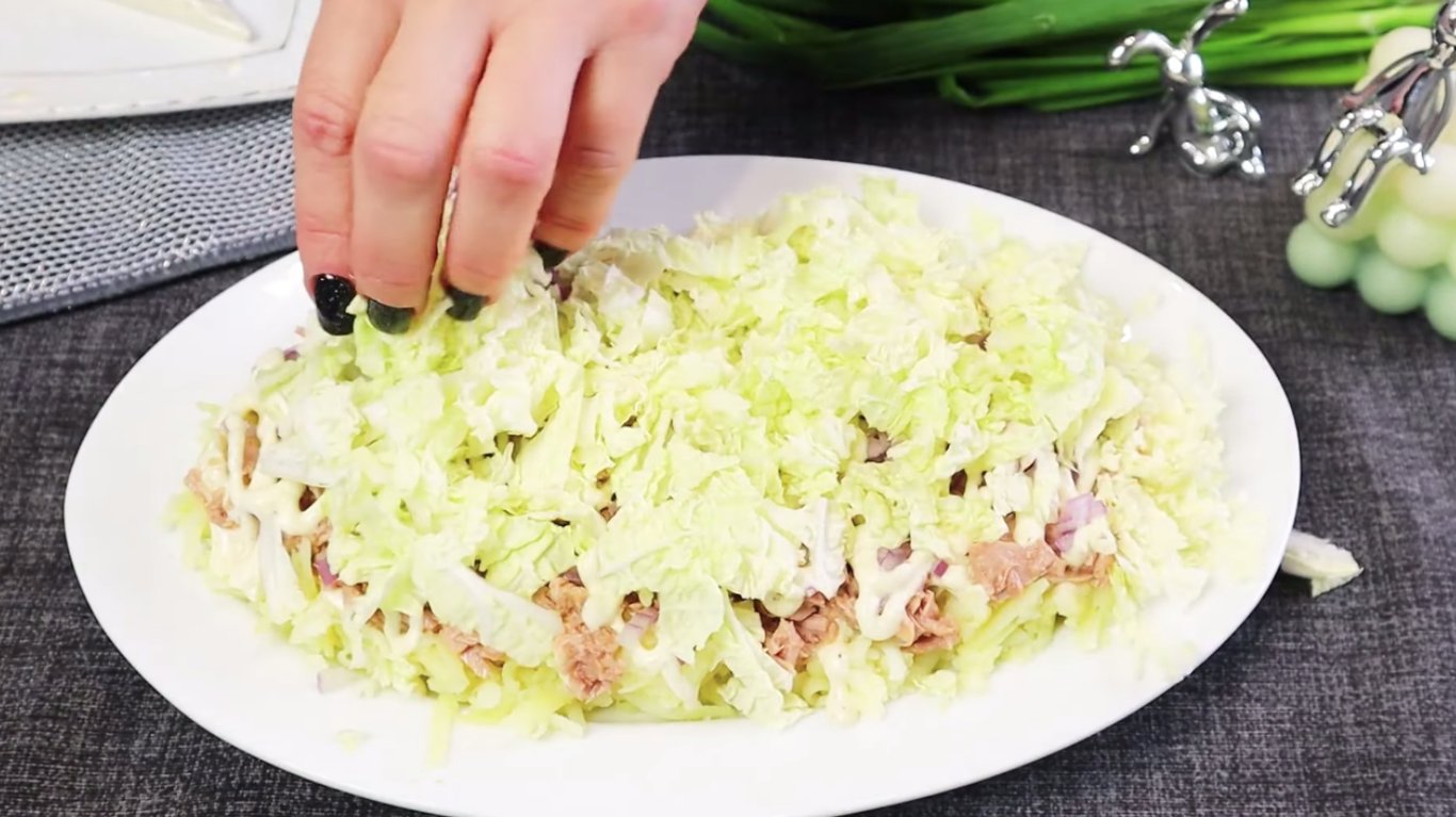 салат мімоза з тунцем