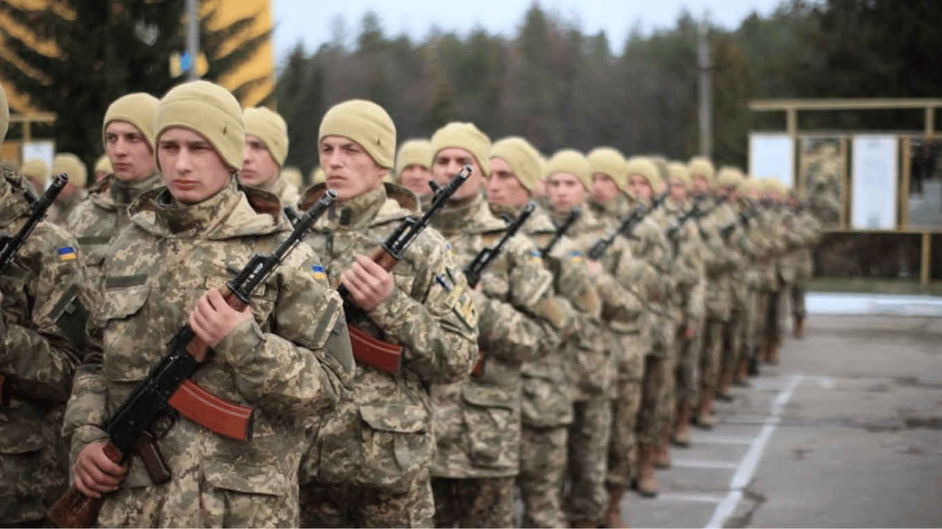 Солдати строкової служби - які виплати вони отримують