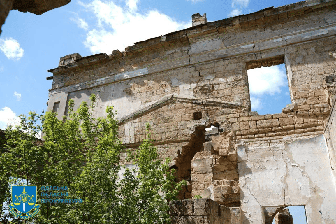 Садиба людини-вовка На Одещині знову належить громаді - фото 4