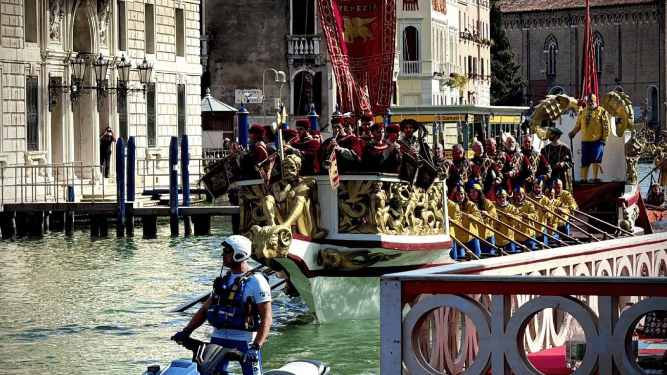 Регата у Венеції