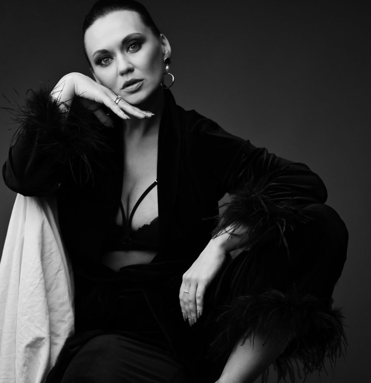 Анна Саліванчук приголомшила мережу фото у відвертій білизні - фото 2