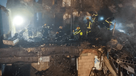 В Тернополе третьи сутки продолжается разбор завалов — детали - 290x166