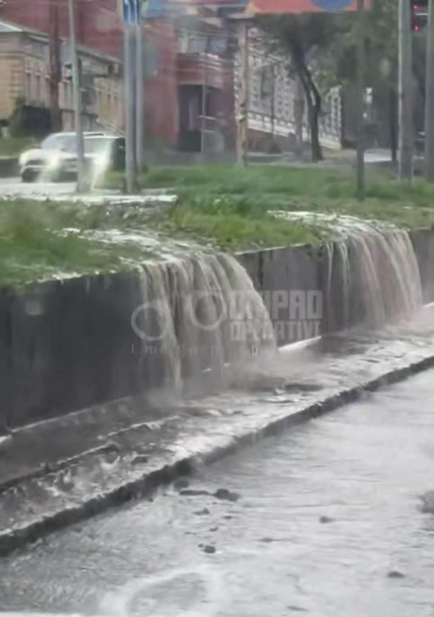 У Дніпрі сильна злива 17 травня