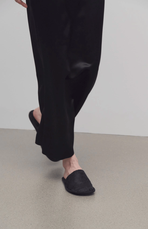 Готельні капці зараз на піку популярності