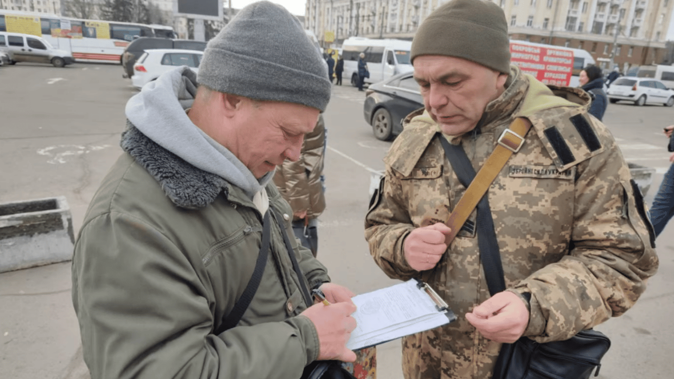 Юристи пояснили, протягом якого часу ТЦК можуть накласти штраф