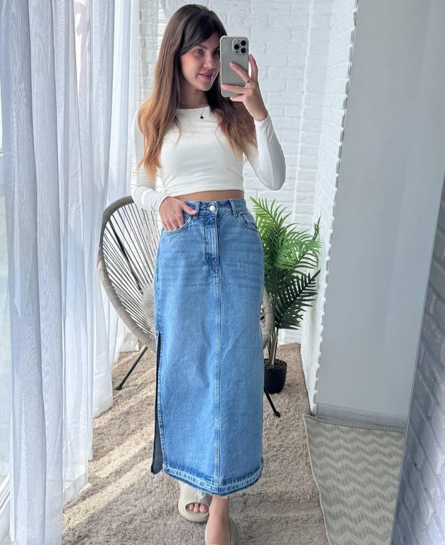 Спідниця-колона з деніму в тренді