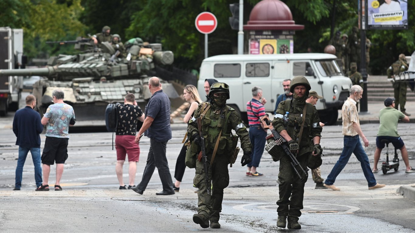 Військовий переворот в Росії: перші реакції українських знаменитостей