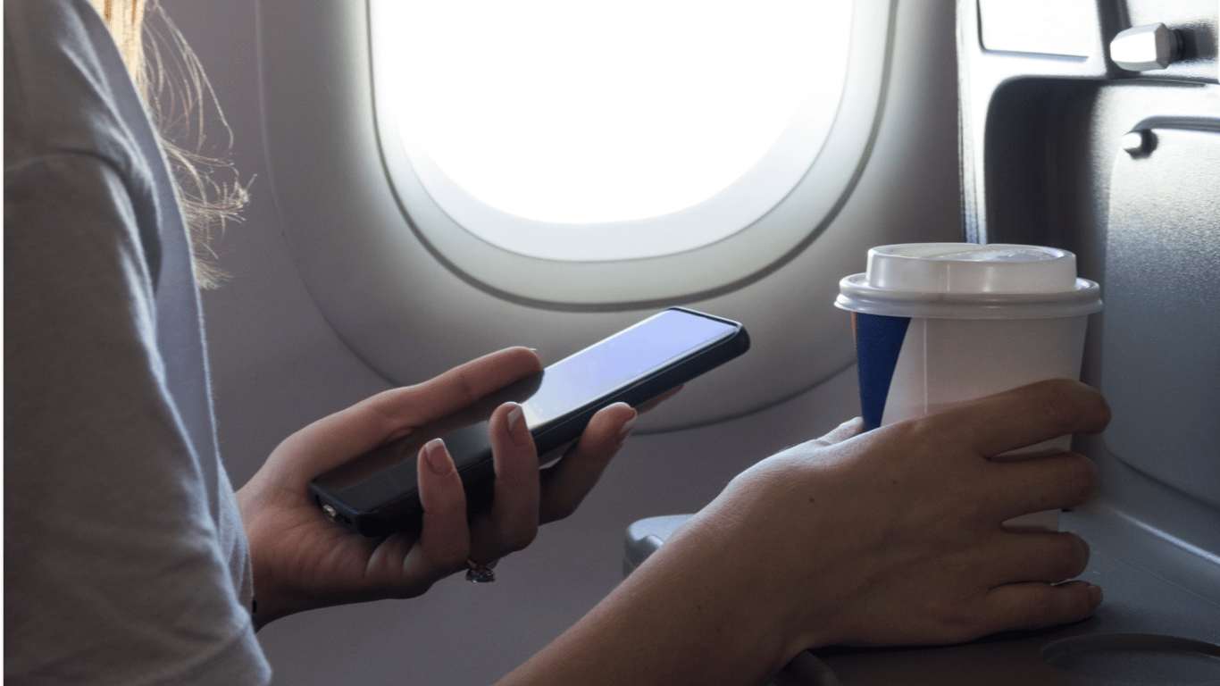 Why you shouldn't use your phone on an airplane — Reasons and consequences