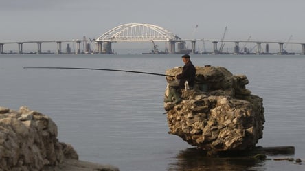 Кримський міст втрачає свою важливість — РФ будує нову логістику - 285x160