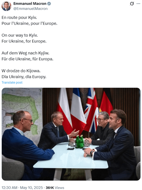 Макрон Київ