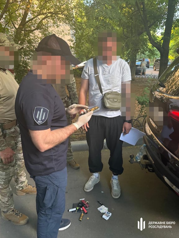 На Одещині викрили військовослужбовця та іноземця 