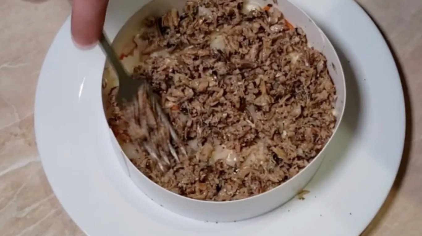 салат зі шпротами