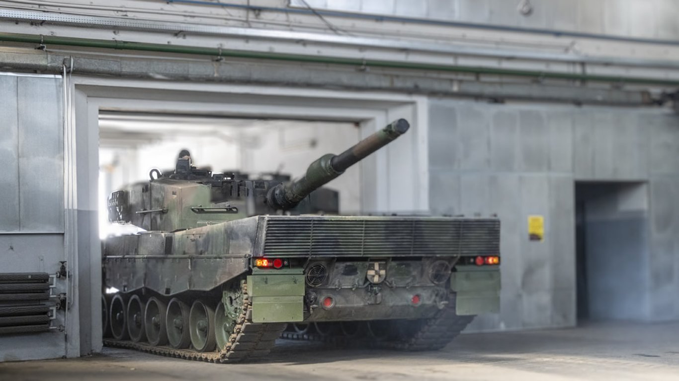 Польша впервые передала Украине отремонтированные танки Leopard 2