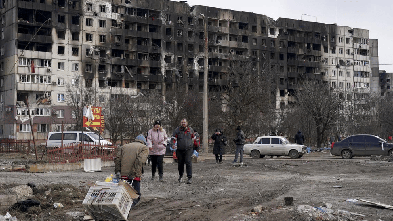 Журналісти дізналися, як живуть жителі Маріуполя в окупації