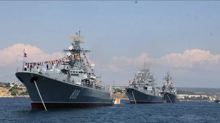 Россияне маневрируют в Черном море: количество кораблей на боевом дежурстве изменилось - 285x160