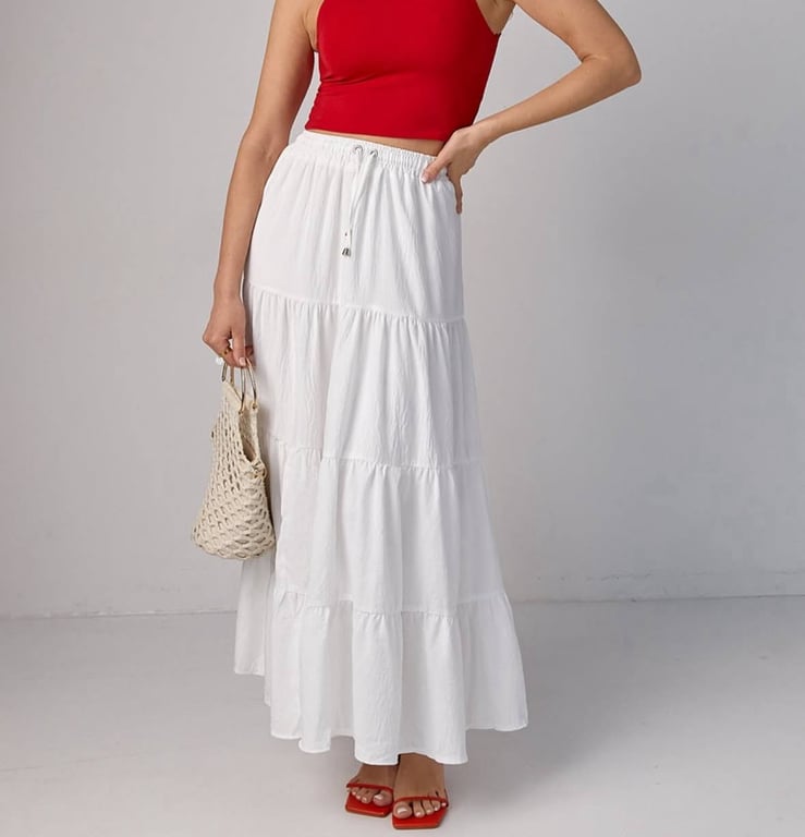 A maxi skirt made of lightweight fabrics is always a good investment