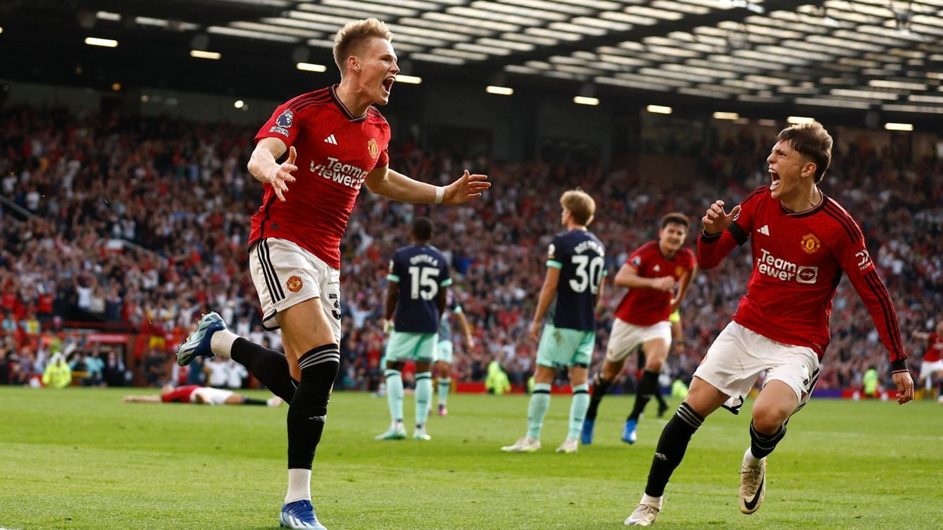 Мактоміней на останніх хвилинах приніс перемогу "Манчестер Юнайтед": відео голів