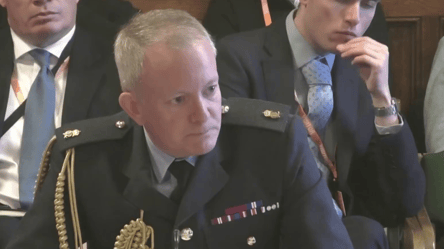 В ВС Британии назвали количество военных РФ в Украине - 290x160