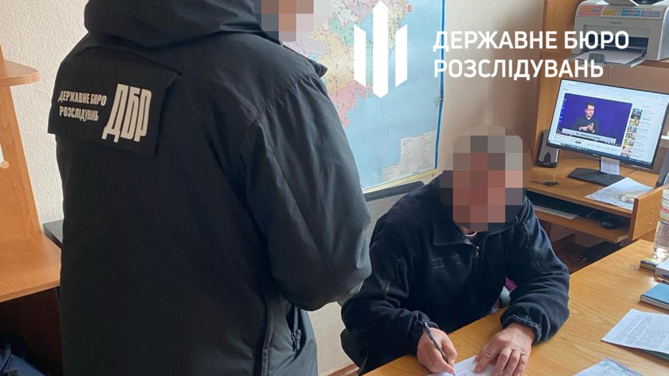 Год ездил на арестованном авто — в Одесской области ДБР задержали чиновника