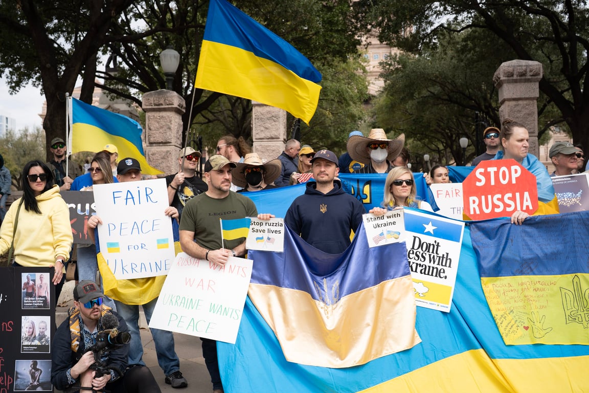 Українці на мітингу в США
