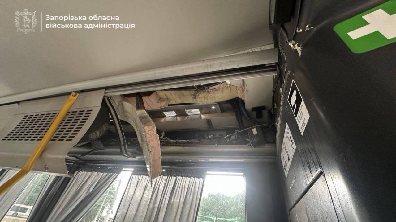 Атака дрона по маршрутці в Запоріжжі