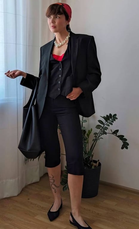 Капрі можна обіграти по-різному в образі