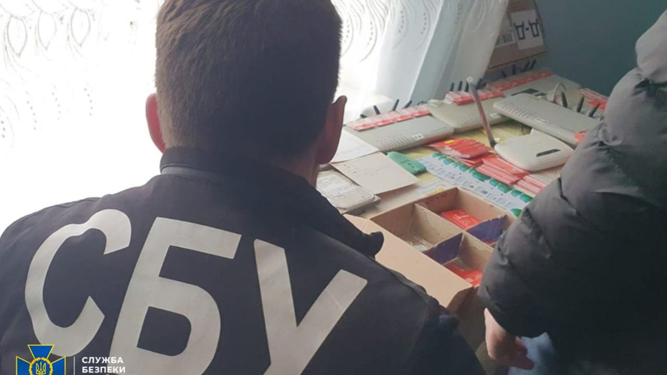 В Хмельницкой области разоблачили "ботоферму", распространяющую фейки о войне