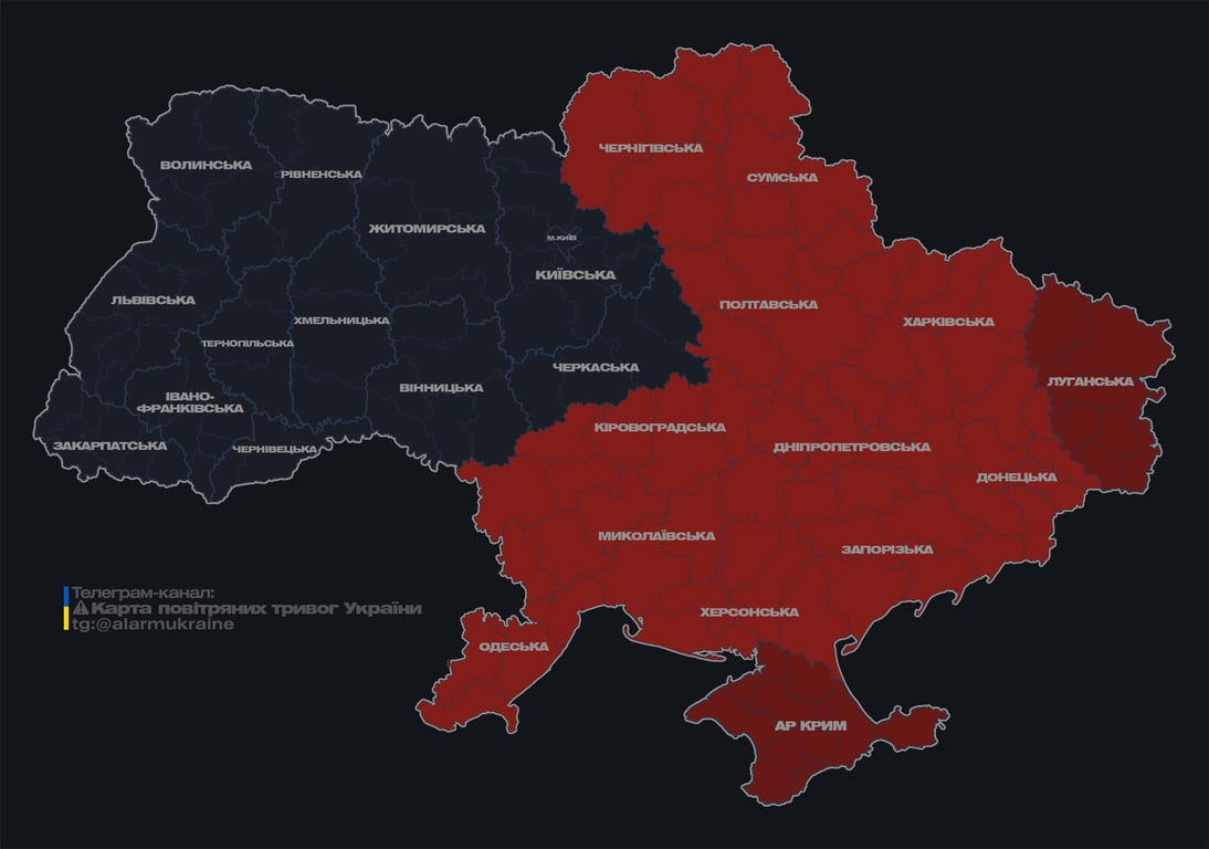 В Одесі лунають вибухи — військові попереджали про дрони - фото 1