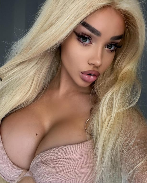 Альвіна Царенко