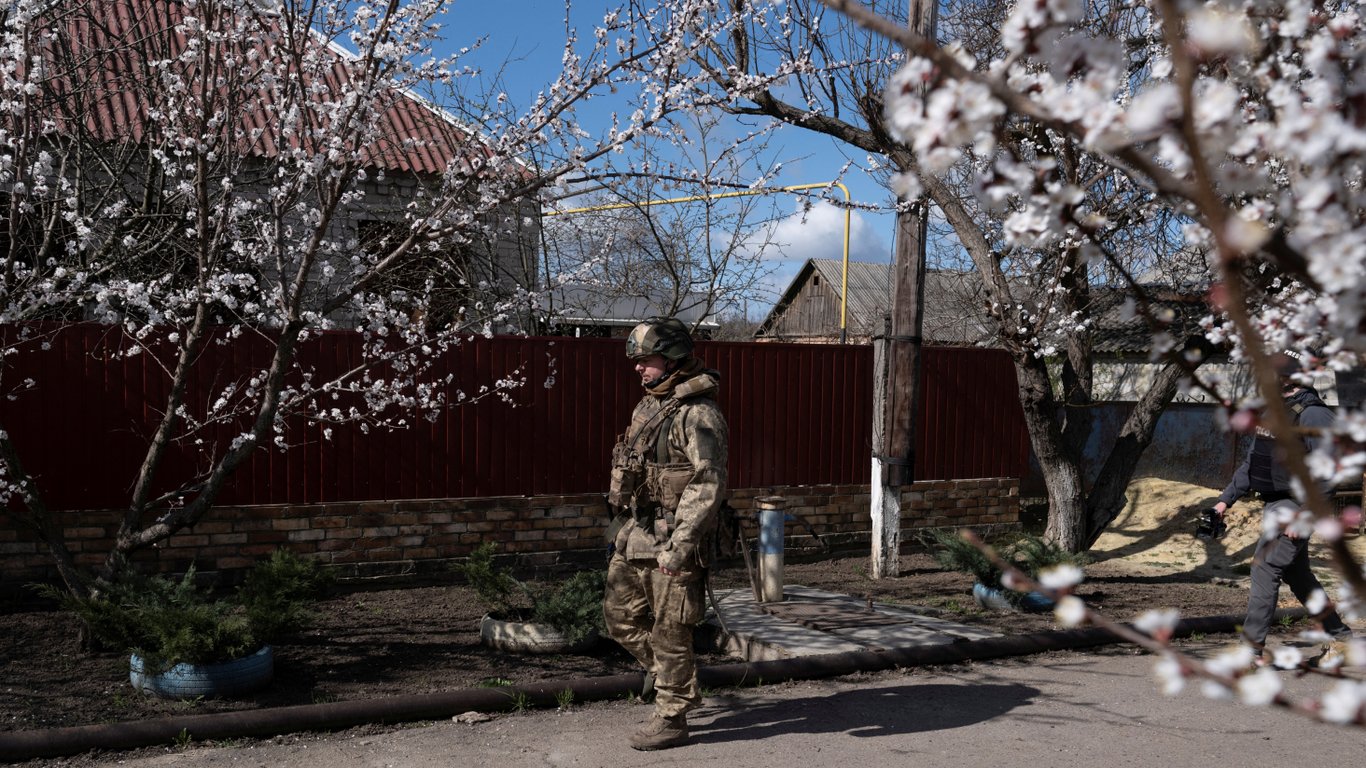 Евакуація під атакою FPV: яким було перемир'я на фронті на Великдень