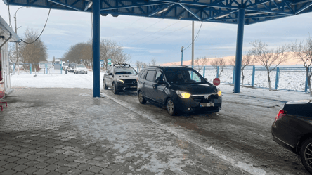 Виїзд до Молдови — де найбільші затори на трасі Одеса-Рені - 285x160