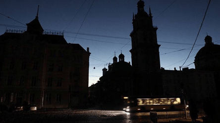 На Львівщині ввели графіки відключення світла - 290x166