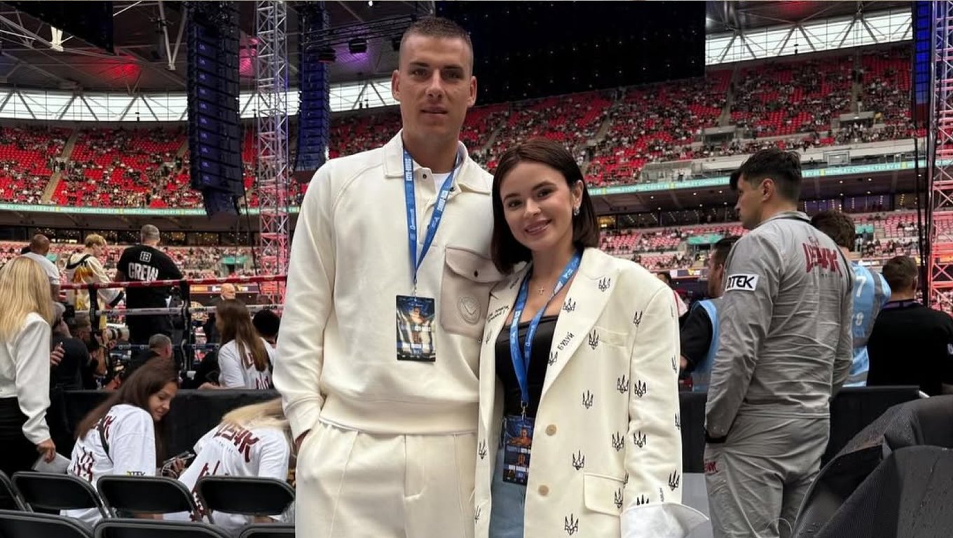 Андрей Лунин с женой