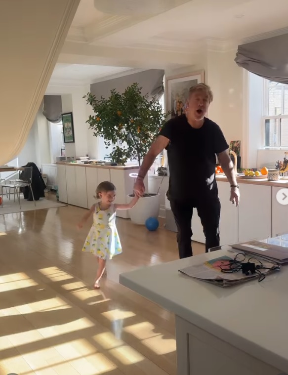 Диво сучасного декору — чим вразила дизайнерів кухня Алека Болдвіна (фото) - фото 1