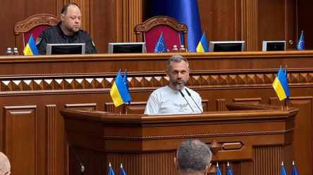 В Раде принес присягу новый народный депутат - 304x171
