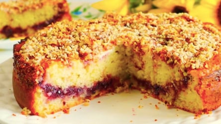 Быстрый пирог на кефире за 10 минут — без весов и миксера - 285x160