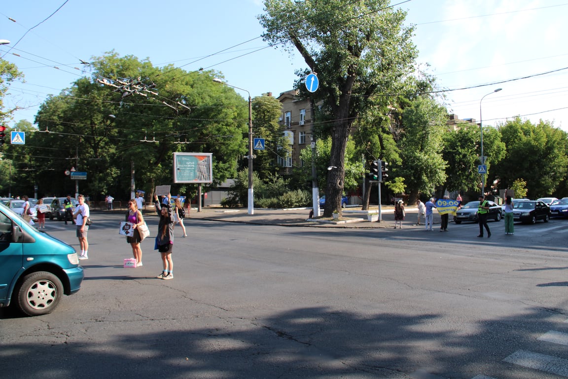 В Одесі вшанували пам'ять загиблих від війни — яким чином - фото 2