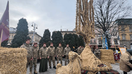 У Львові встановлять найбільший тризуб з дідухів — фоторепортаж - 290x166