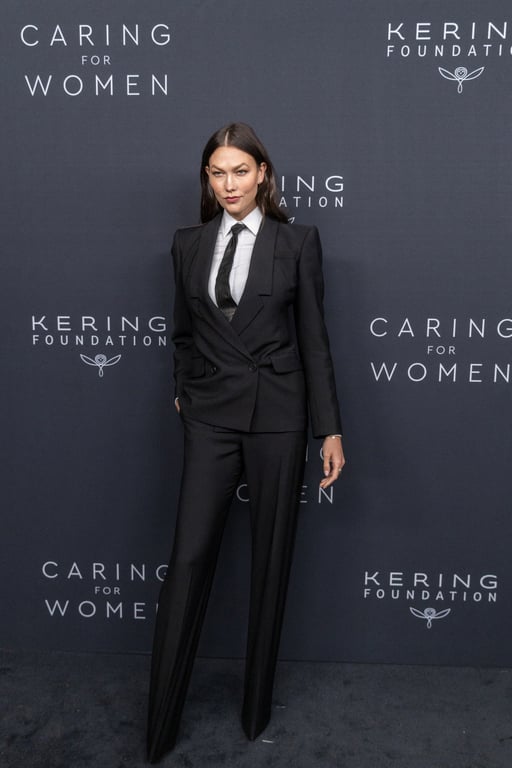 Кім Кардаш'ян у сяючій сукні затьмарила Ніколь Кідман та голлівудських дів на званій вечері - фото 8